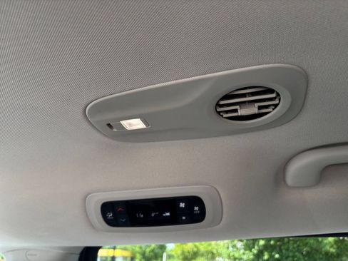 Used 2024 Chrysler Voyager LX FWD image 24