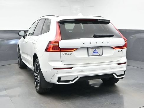 Used 2023 Volvo XC60 B6 Ultimate w/ Protection Package Premier AWD/4WD image 7