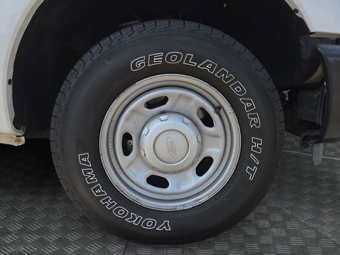 Used 2013 Ford F250 XL image 30