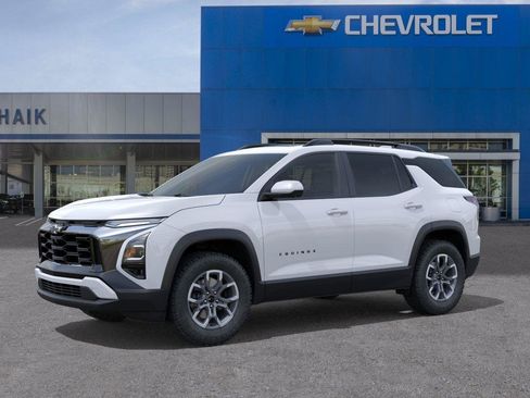 New 2026 Chevrolet Equinox ACTIV w/ Convenience Package III FWD image 2