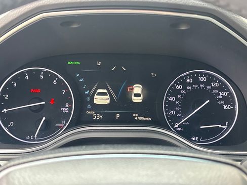 Used 2019 Toyota Avalon Limited image 22