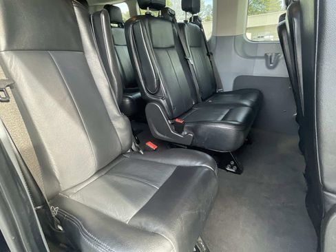 Used 2018 Ford Transit 350 XLT image 13