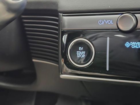 New 2026 Hyundai Ioniq 5 SE image 29