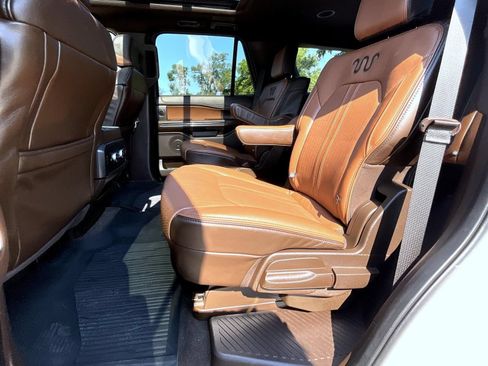 Used 2023 Ford Expedition King Ranch AWD/4WD image 25