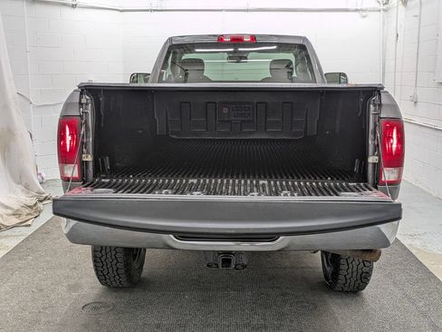 Used 2016 RAM 2500 Tradesman w/ Chrome Appearance Group AWD/4WD image 15