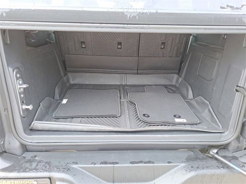 Used 2024 Ford Bronco Outer Banks image 27