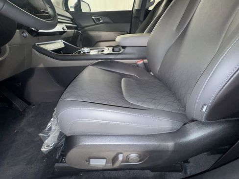 New 2026 Kia Carnival EX image 14