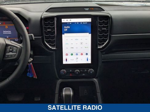 New 2025 Ford Ranger XLT w/ Black Appearance Package image 19