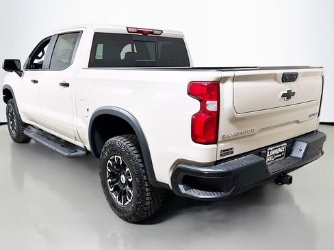 New 2026 Chevrolet Silverado 1500 ZR2 AWD/4WD image 3