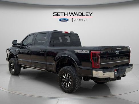 Used 2022 Ford F250 Lariat w/ Tremor Off-Road Package image 5
