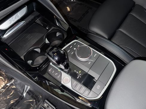 Certified 2025 BMW X4 xDrive30i w/ Premium Package image 26