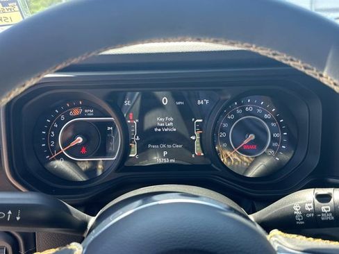 Certified 2025 Jeep Wrangler Unlimited Sahara w/ Safety Group AWD/4WD image 29