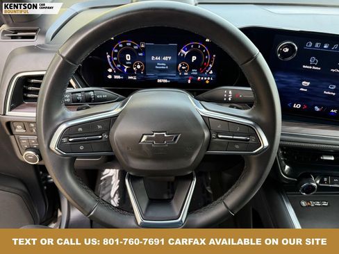 Used 2025 Chevrolet Suburban Z71 image 18