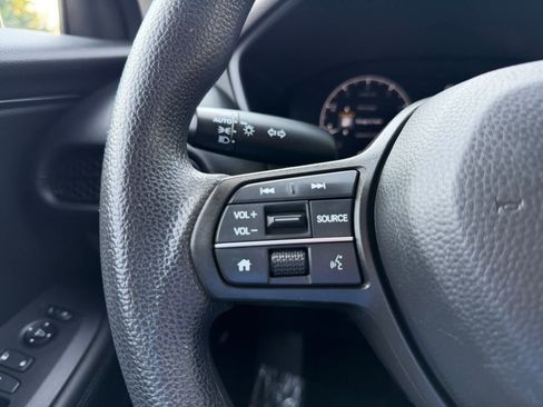 Used 2025 Honda HR-V LX image 20