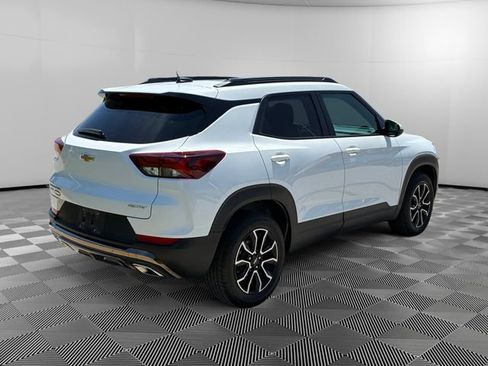Certified 2023 Chevrolet TrailBlazer ACTIV w/ Sun and Liftgate Package AWD/4WD image 5
