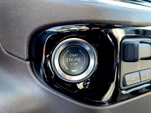 New 2026 GMC Sierra 1500 SLT w/ SLT Premium Plus Package image 40