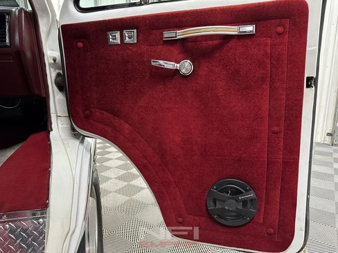 Used 1986 Chevrolet G20 image 37