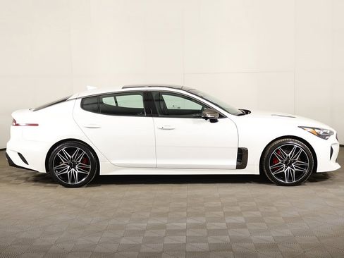 Used 2023 Kia Stinger GT2 image 22