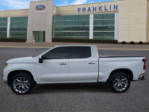 Used 2023 Chevrolet Silverado 1500 LTZ image 4