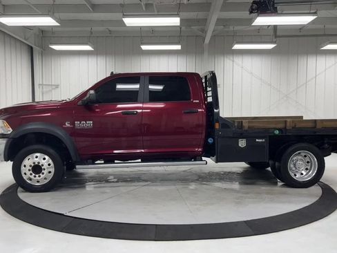 Used 2018 RAM 5500 SLT w/ Quick Order Package 2EG SLT AWD/4WD image 5