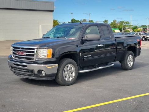 Used 2013 GMC Sierra 1500 SLE w/ Power Tech Package AWD/4WD image 2