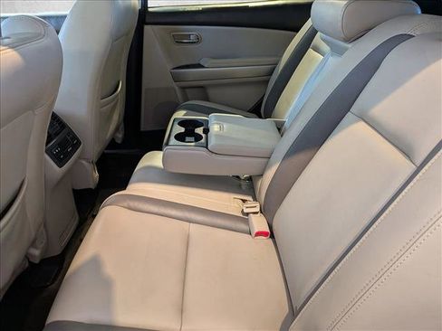 Used 2010 MAZDA CX-9 Grand Touring w/ Moonroof & Bose Audio Pkg AWD/4WD image 18