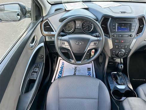 Used 2018 Hyundai Santa Fe Sport image 20