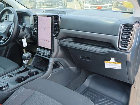 Used 2024 Ford Ranger XLT w/ FX4 Off-Road Package image 38