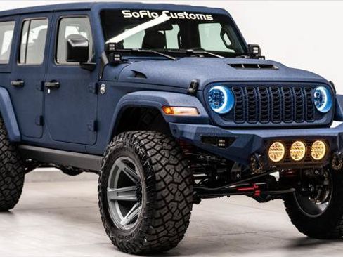 Used 2026 Jeep Wrangler Unlimited Sport AWD/4WD image 5