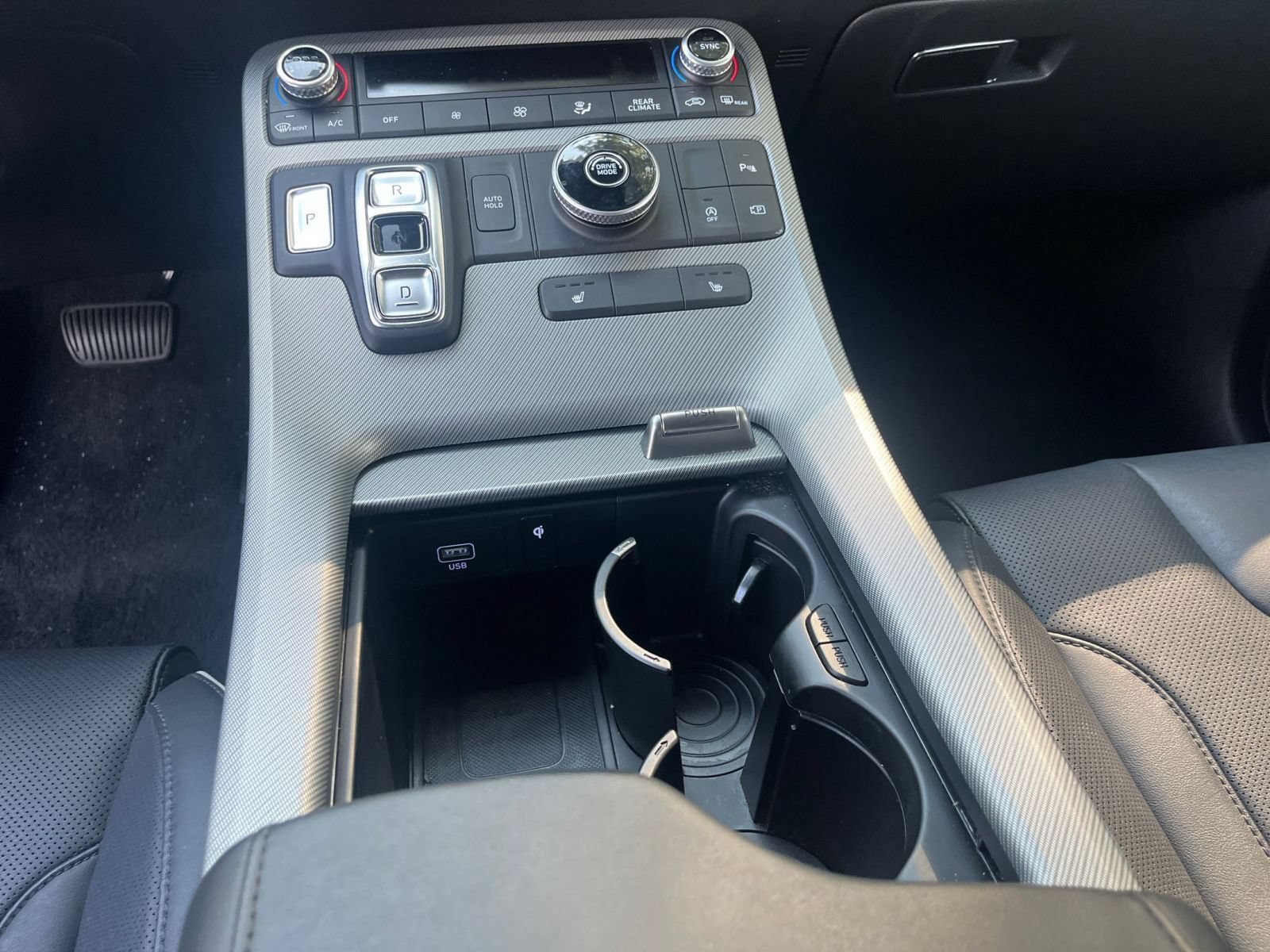 Used 2025 Hyundai Palisade SEL FWD image 48