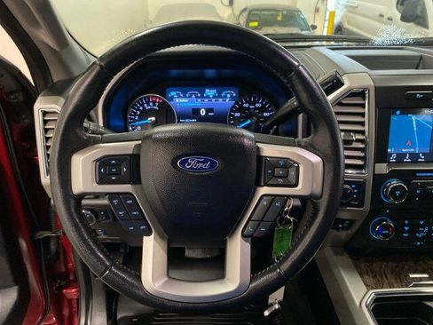 Used 2017 Ford F250 Lariat w/ Chrome Package image 19