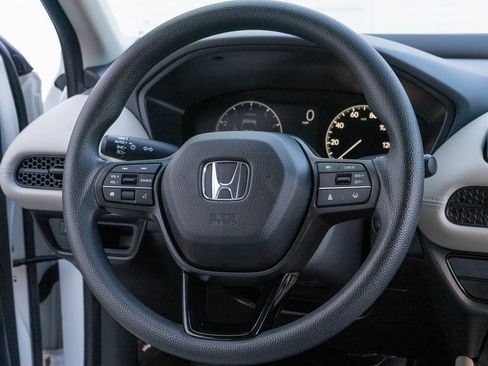 Used 2025 Honda HR-V LX image 20