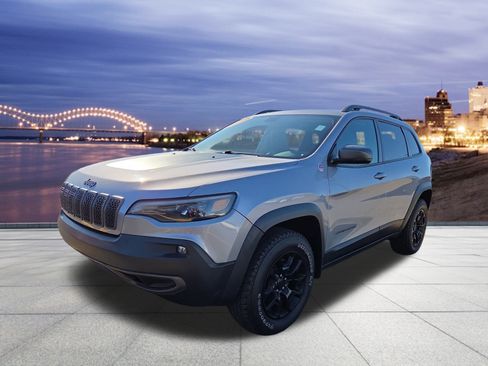 Certified 2020 Jeep Cherokee Trailhawk w/ Comfort/Convenience Group image 1