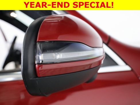 Used 2022 Mercedes-Benz GLB 250 4MATIC image 52