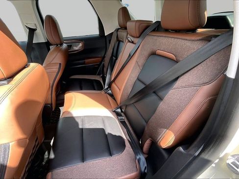 Certified 2025 Ford Bronco Sport Outer Banks w/ Outer Banks Tech Package+ AWD/4WD image 26