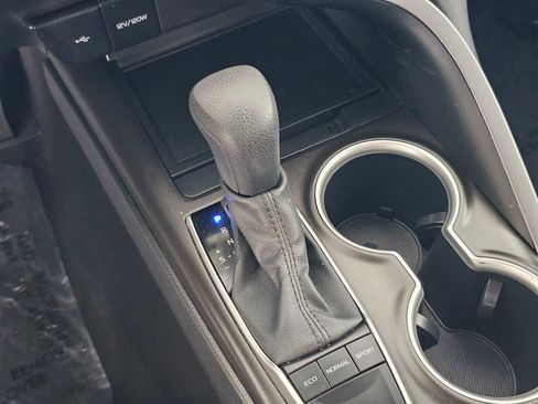 Used 2024 Toyota Camry LE image 30