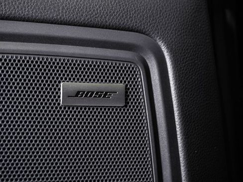 Certified 2026 Porsche Macan AWD/4WD image 27