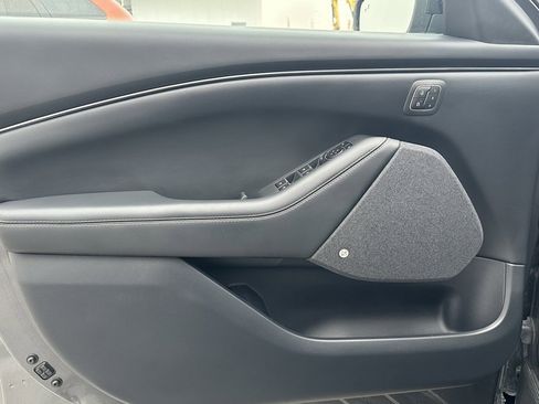 Used 2021 Ford Mustang Mach-E Premium image 10