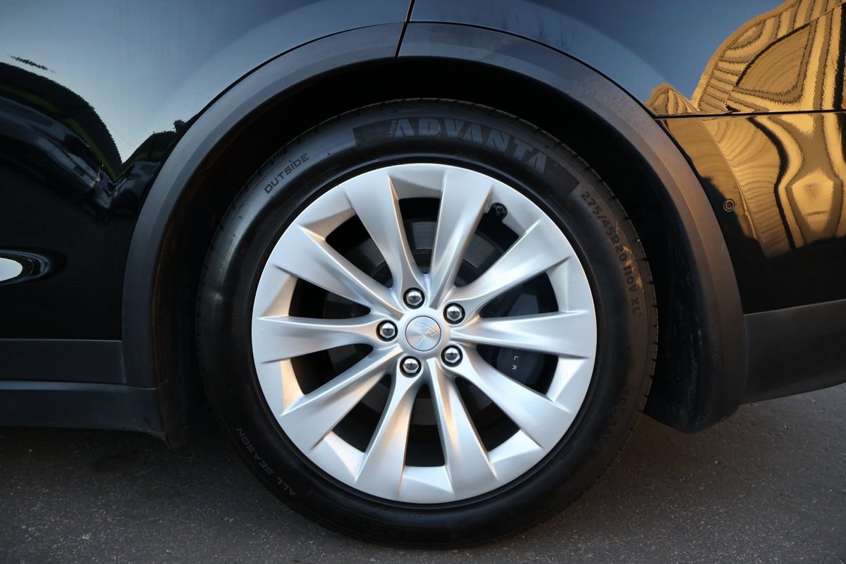 Used 2018 Tesla Model X 75D AWD/4WD image 22