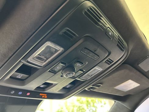 Used 2021 Cadillac Escalade Sport Platinum RWD image 58