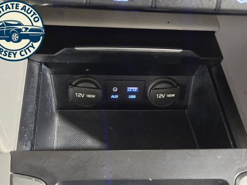 Used 2017 Hyundai Elantra Limited w/ Limited Ultimate Package 05 FWD image 18