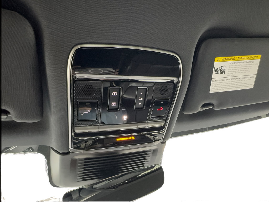 Used 2024 Land Rover Range Rover Sport Dynamic SE AWD/4WD image 47