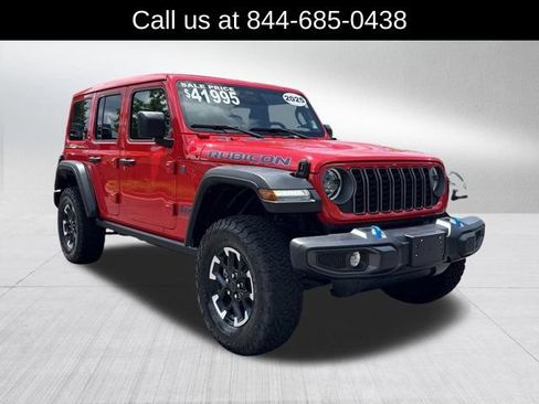Certified 2025 Jeep Wrangler Unlimited Rubicon 4xe w/ Convenience Group AWD/4WD image 3