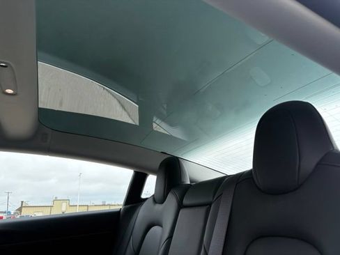 Used 2019 Tesla Model 3 Standard Range Plus RWD image 14