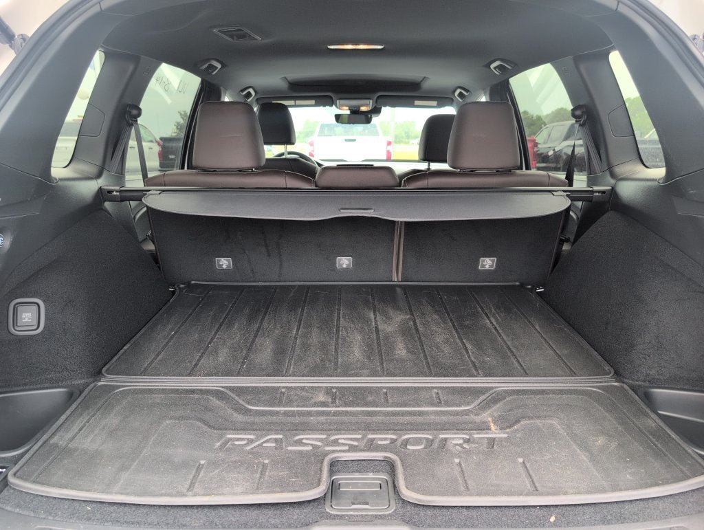 Used 2025 Honda Passport EX-L image 5