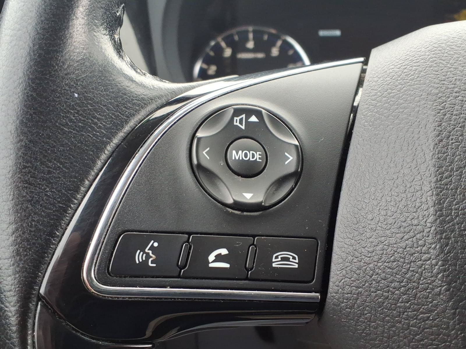 Used 2017 Mitsubishi Outlander SE AWD/4WD image 15