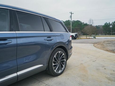 Used 2020 Lincoln Aviator Reserve w/ Equipment Group 201A image 33