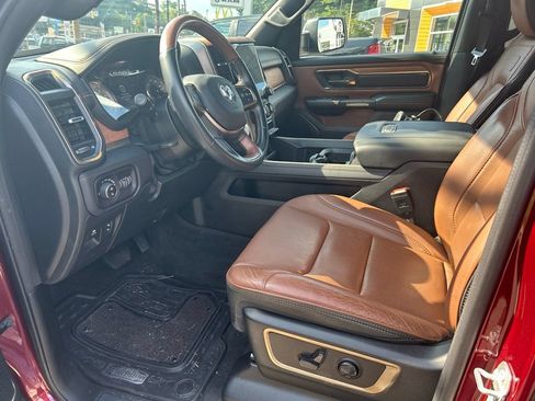 Used 2022 RAM 1500 Limited w/ Body Color Bumper Group AWD/4WD image 4