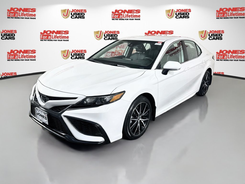 Certified 2024 Toyota Camry SE FWD image 12