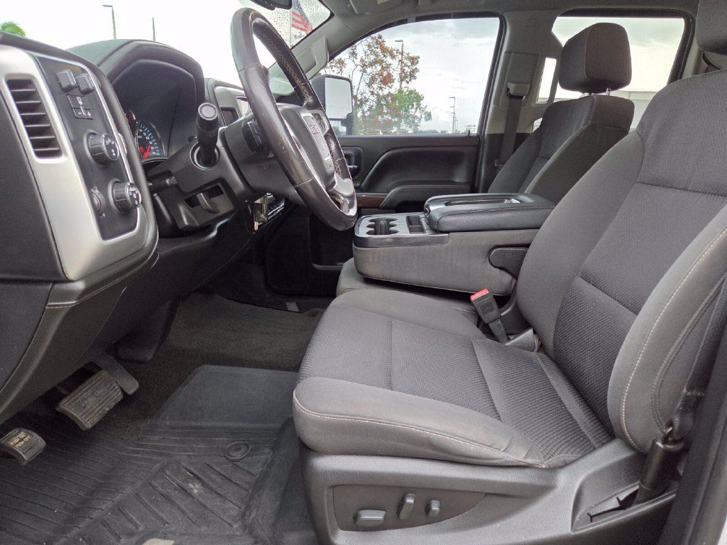 Used 2018 GMC Sierra 2500 SLE w/ HD SLE Preferred Plus Package AWD/4WD image 27